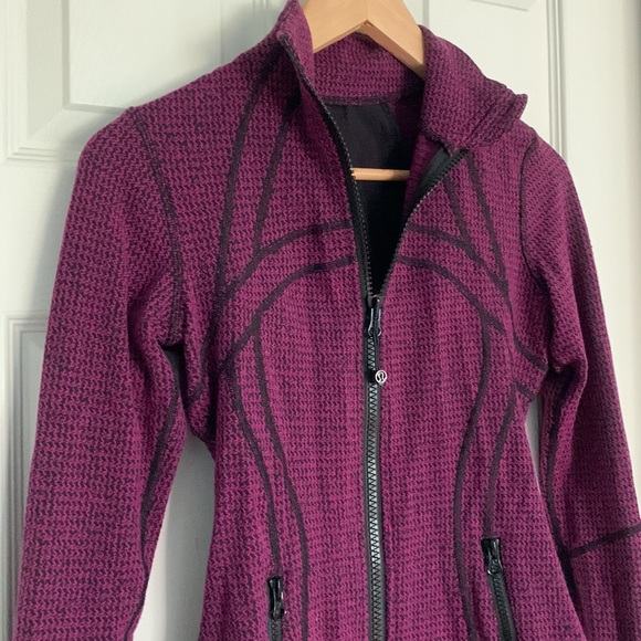Lululemon Jacket size 2 purple - Picture 5 of 7